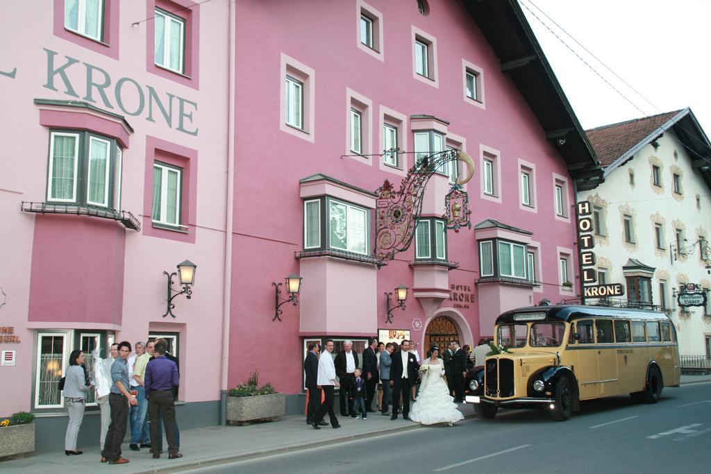 Hotel Krone Matrei am Brenner Exterior foto